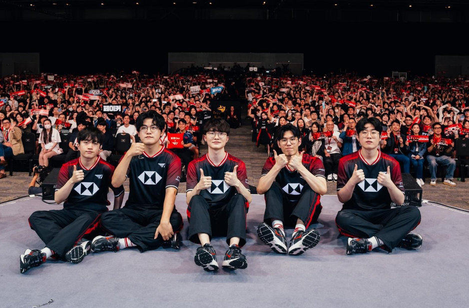 开云-Faker迎来十二赛季高光表现，C9球迷沸腾！的简单介绍